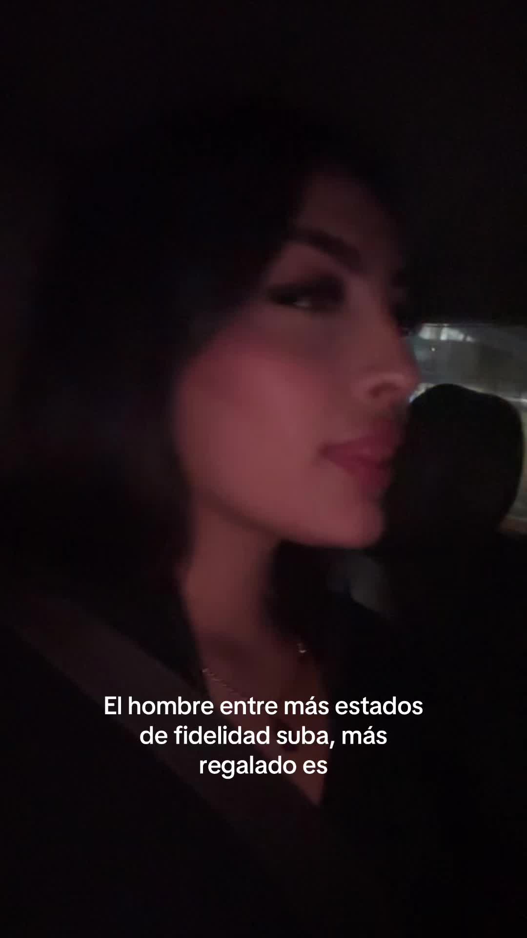 @anivaleencia