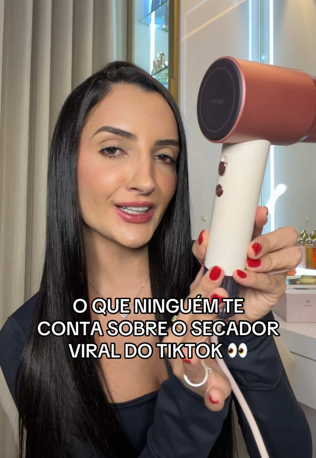 @J&uacute;lia Ferolla