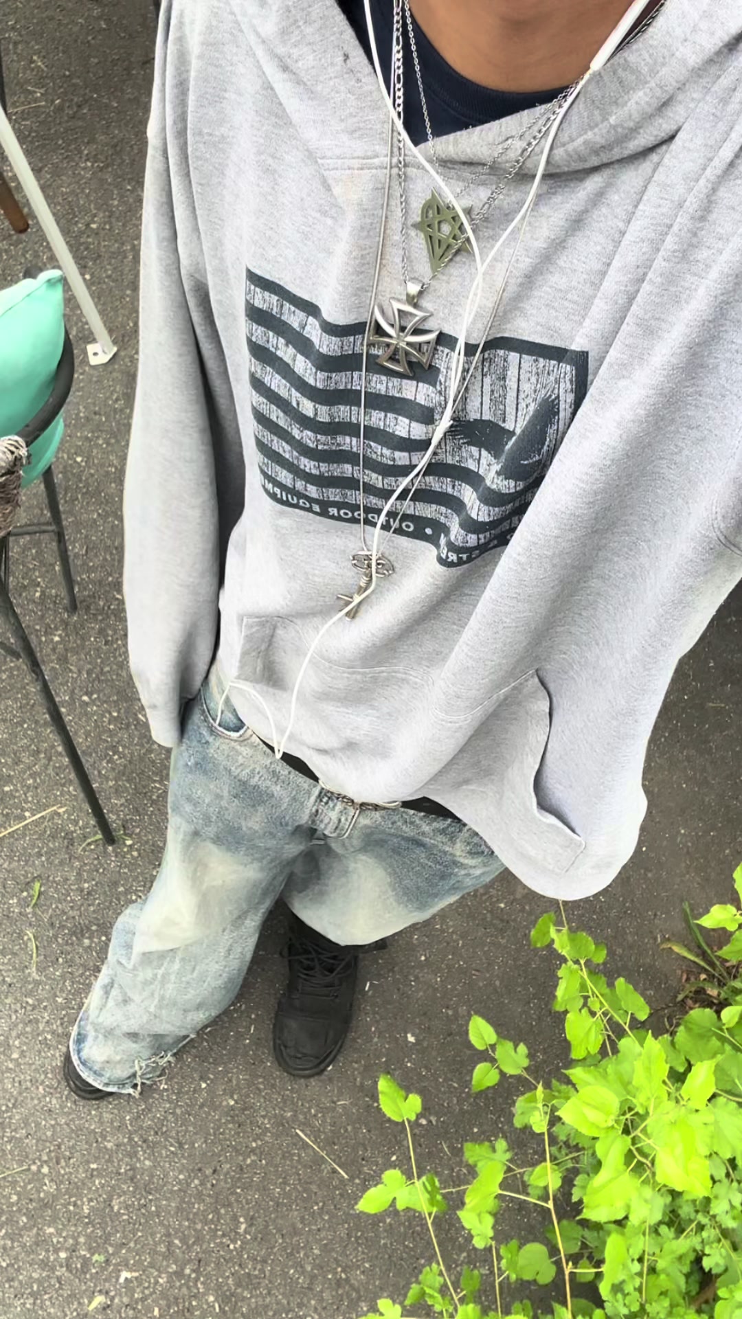 @$