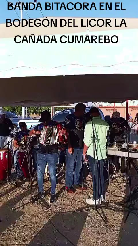 @Banda Bit&aacute;cora