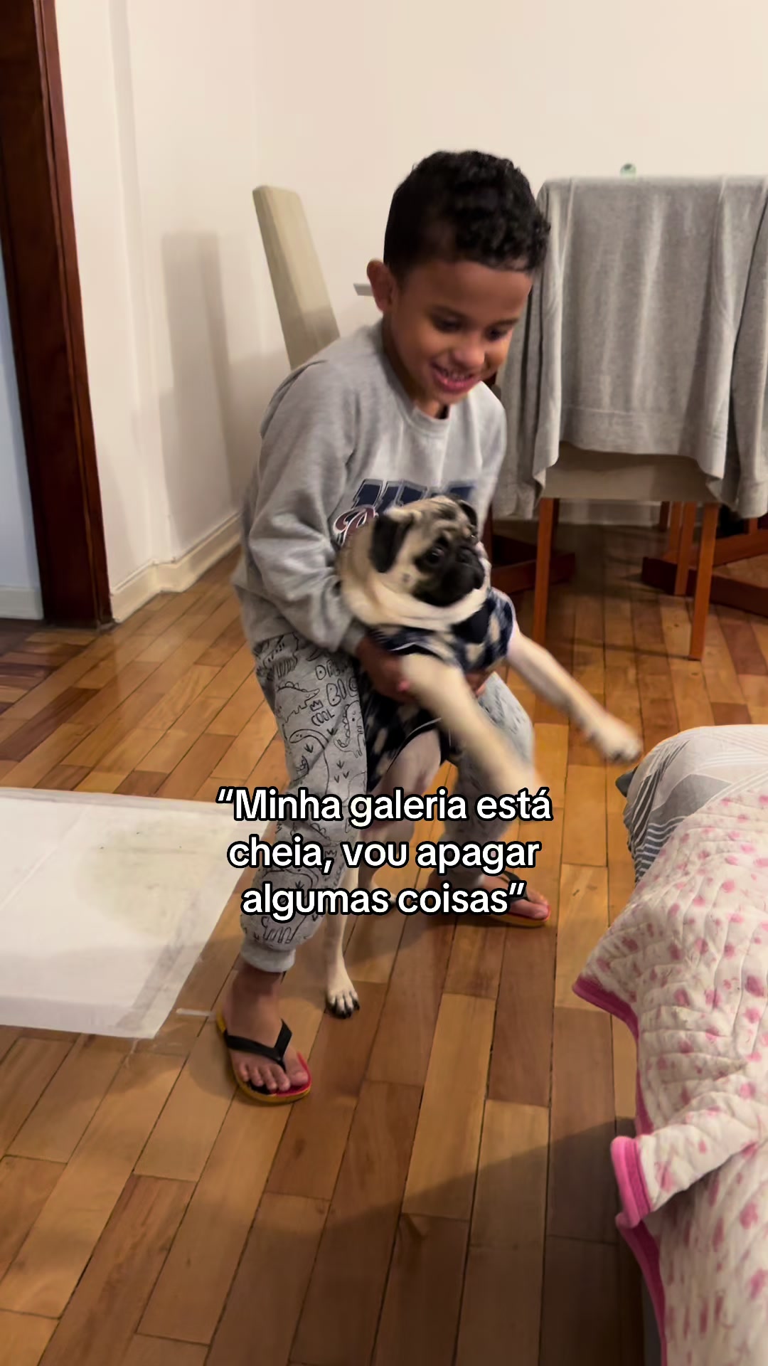 @carolinaguimaraesss