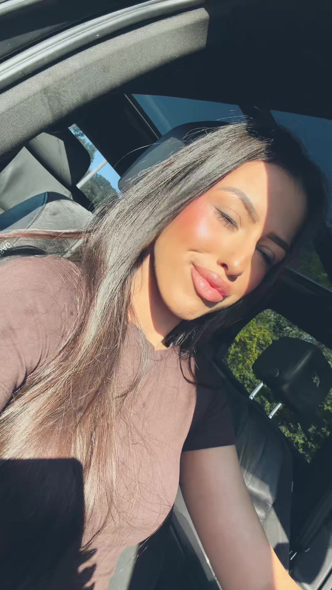 @lara118_b