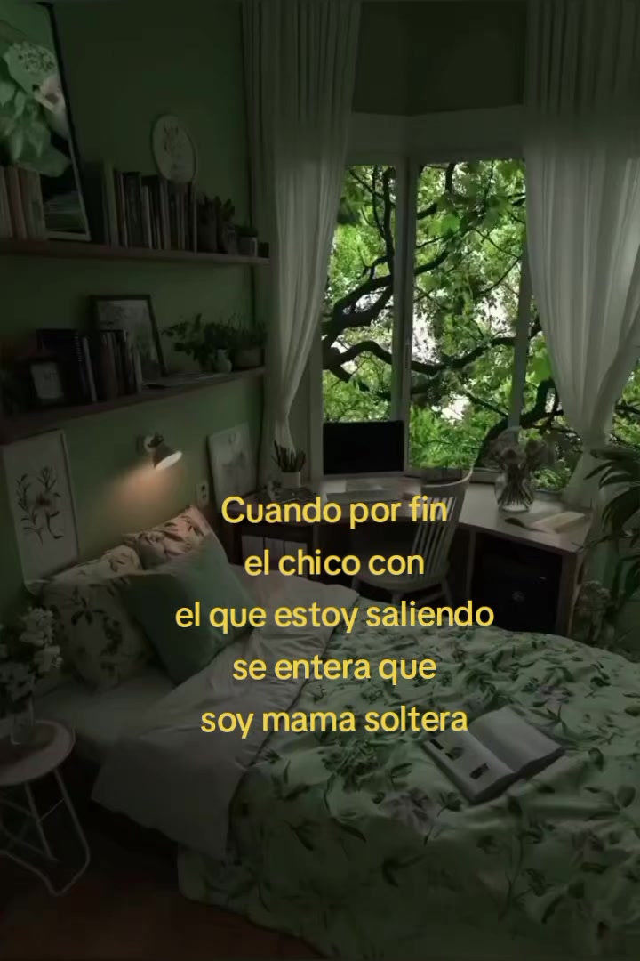 @tu gatita✨🍒🦋