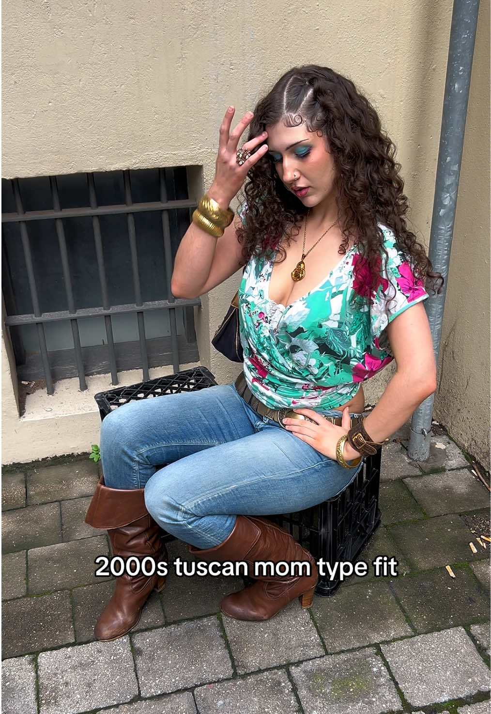 @lola sanchez