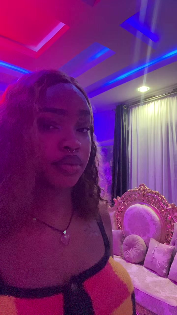 @Your Baes Boo😼🩷✨