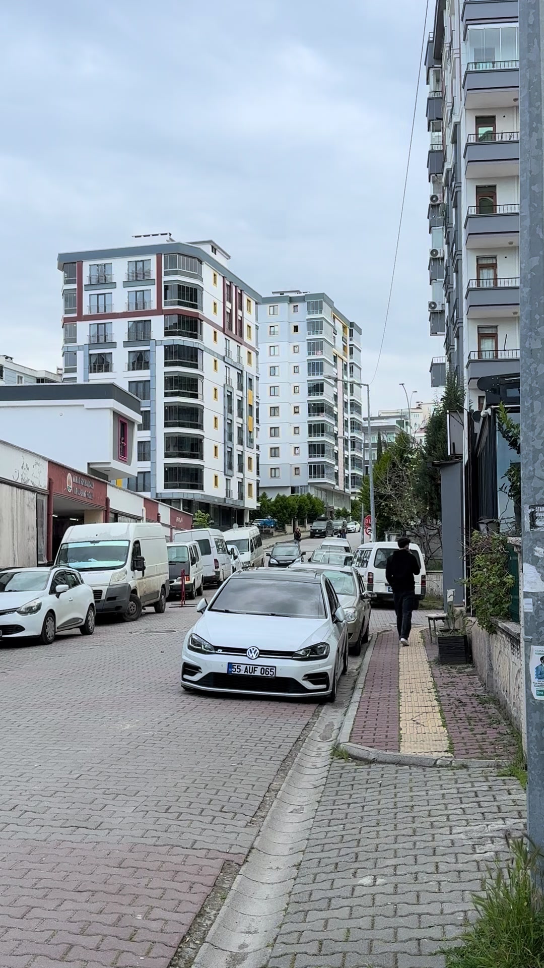 @Efe Aktaş