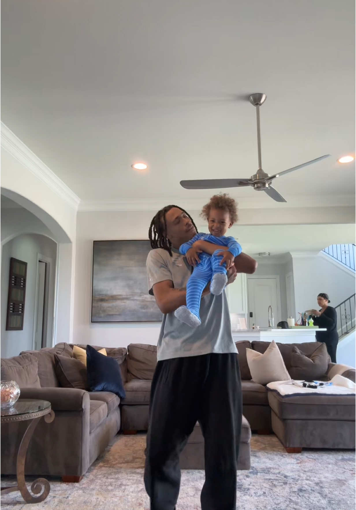 @RJ Hampton 🦄