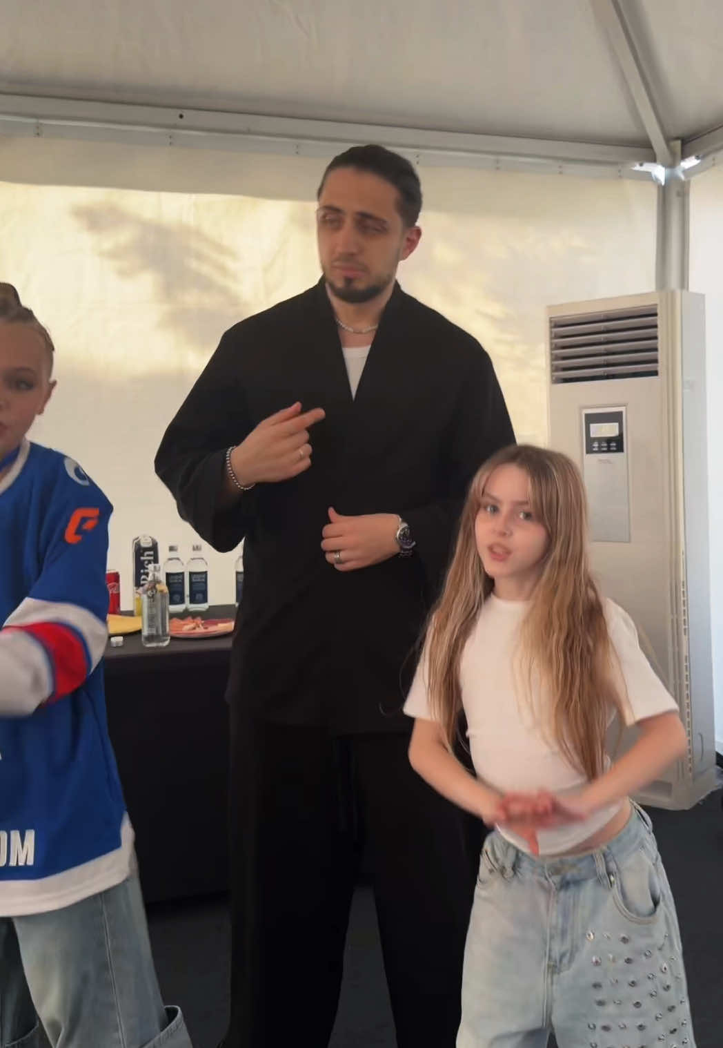 @та самая полина🩷