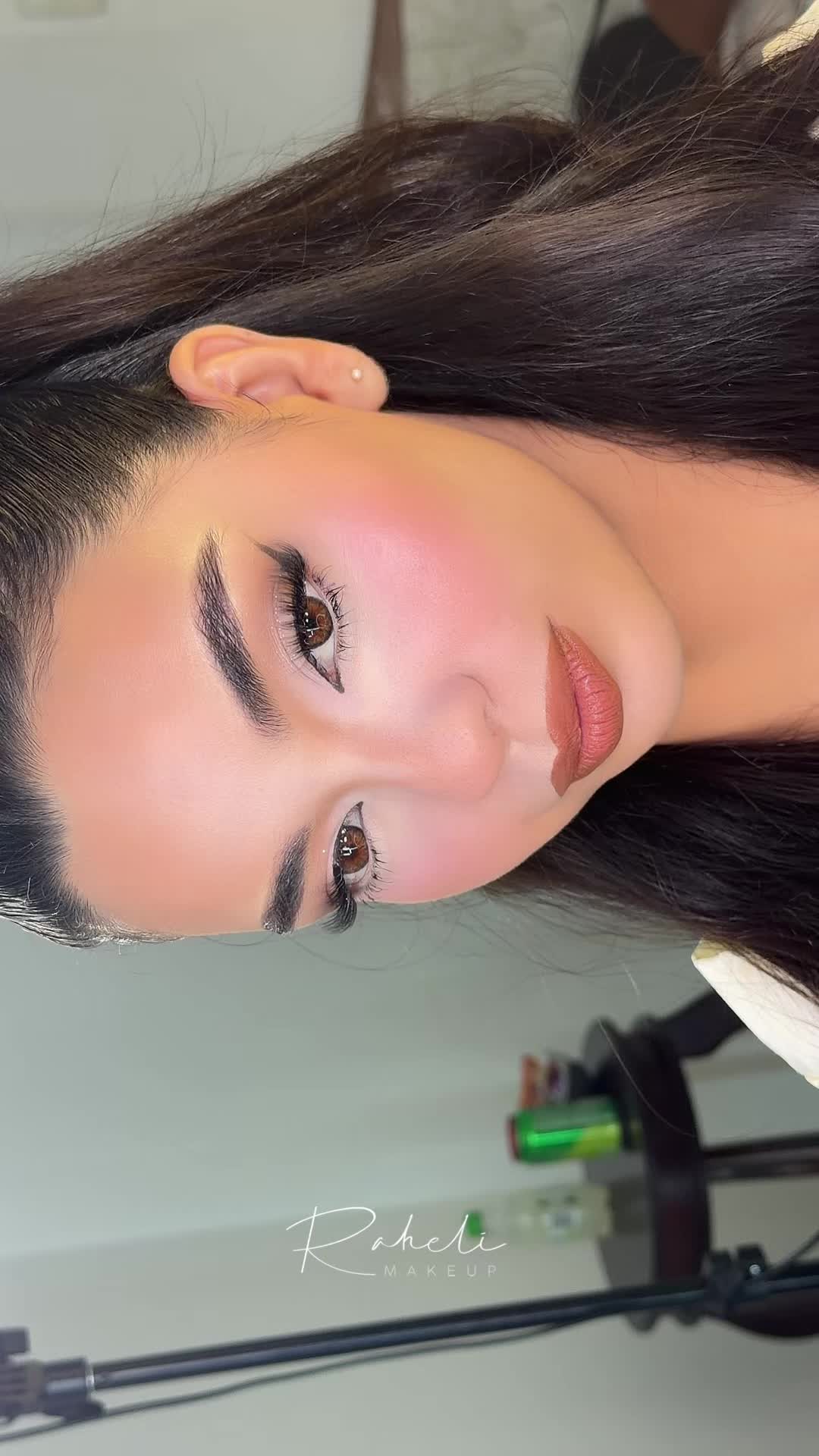 @Raheli Makeup