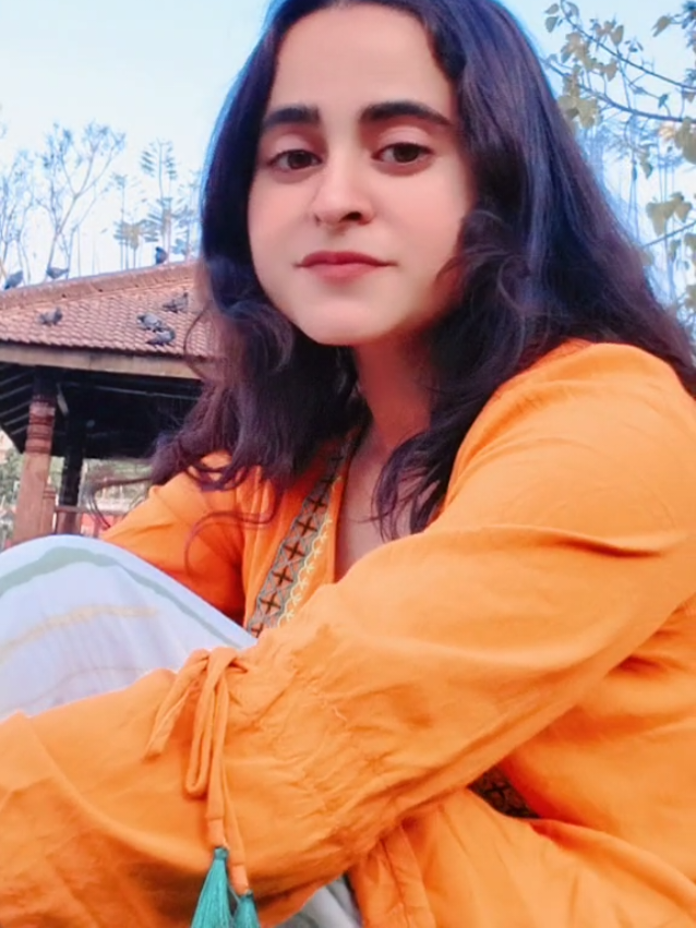 @ẞhàrmà girl