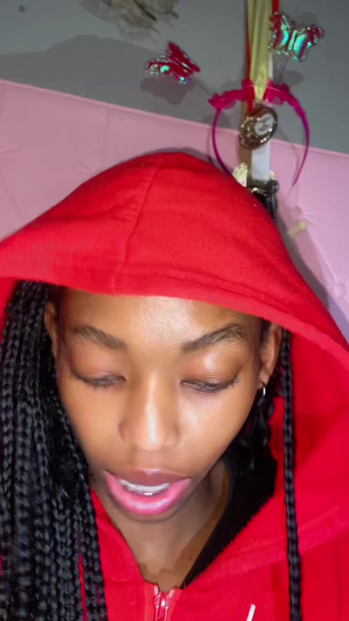 @𝓑𝓮𝓵𝓵𝓪_𝓻𝓪𝔂💫