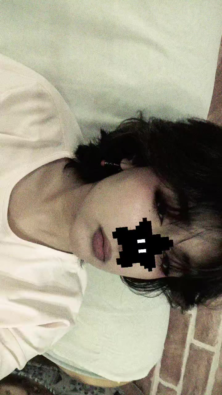 @Akxxi