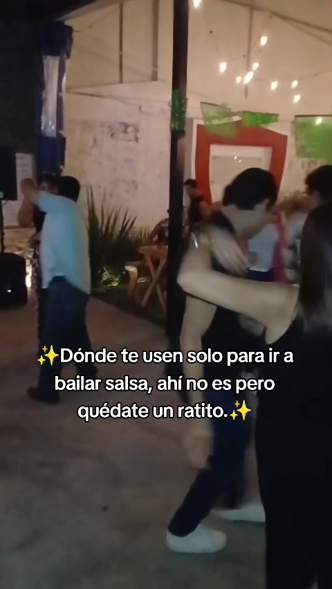 @Nadia Isabel Flores