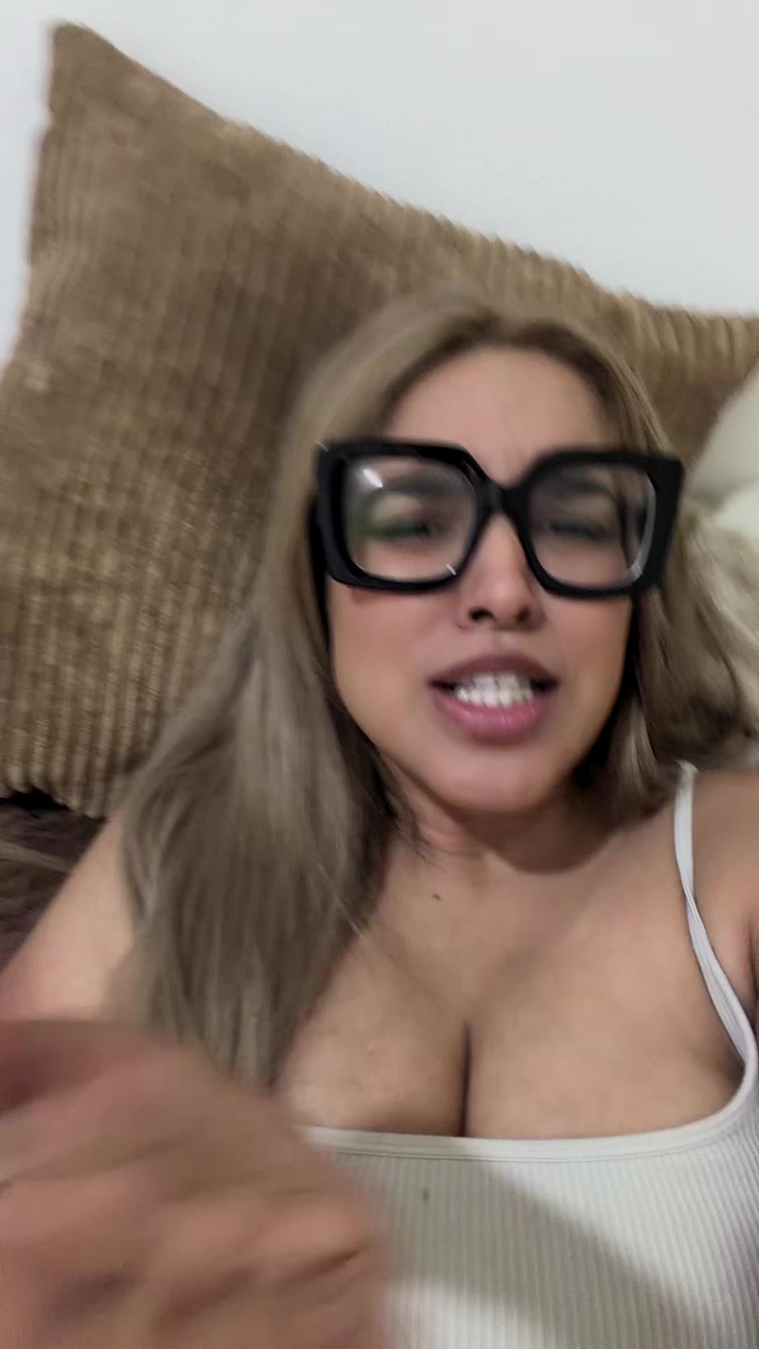 @alejandrasuarez_radio