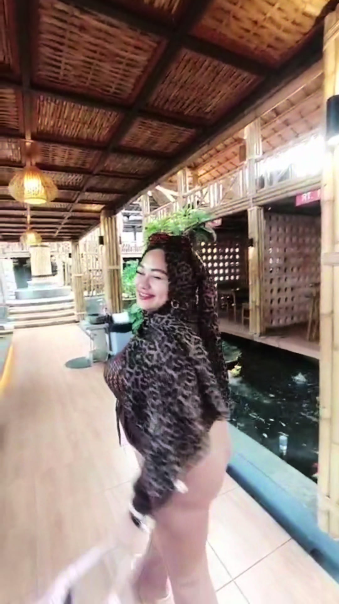 @momihzahwavarel