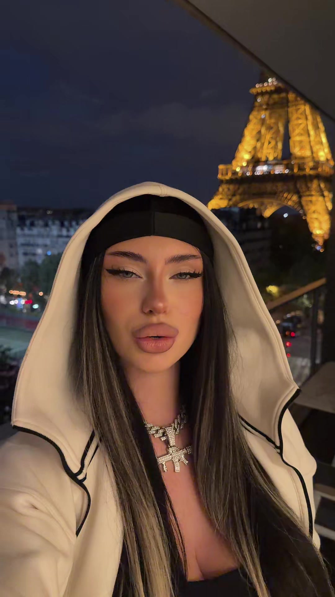 @Syndii69