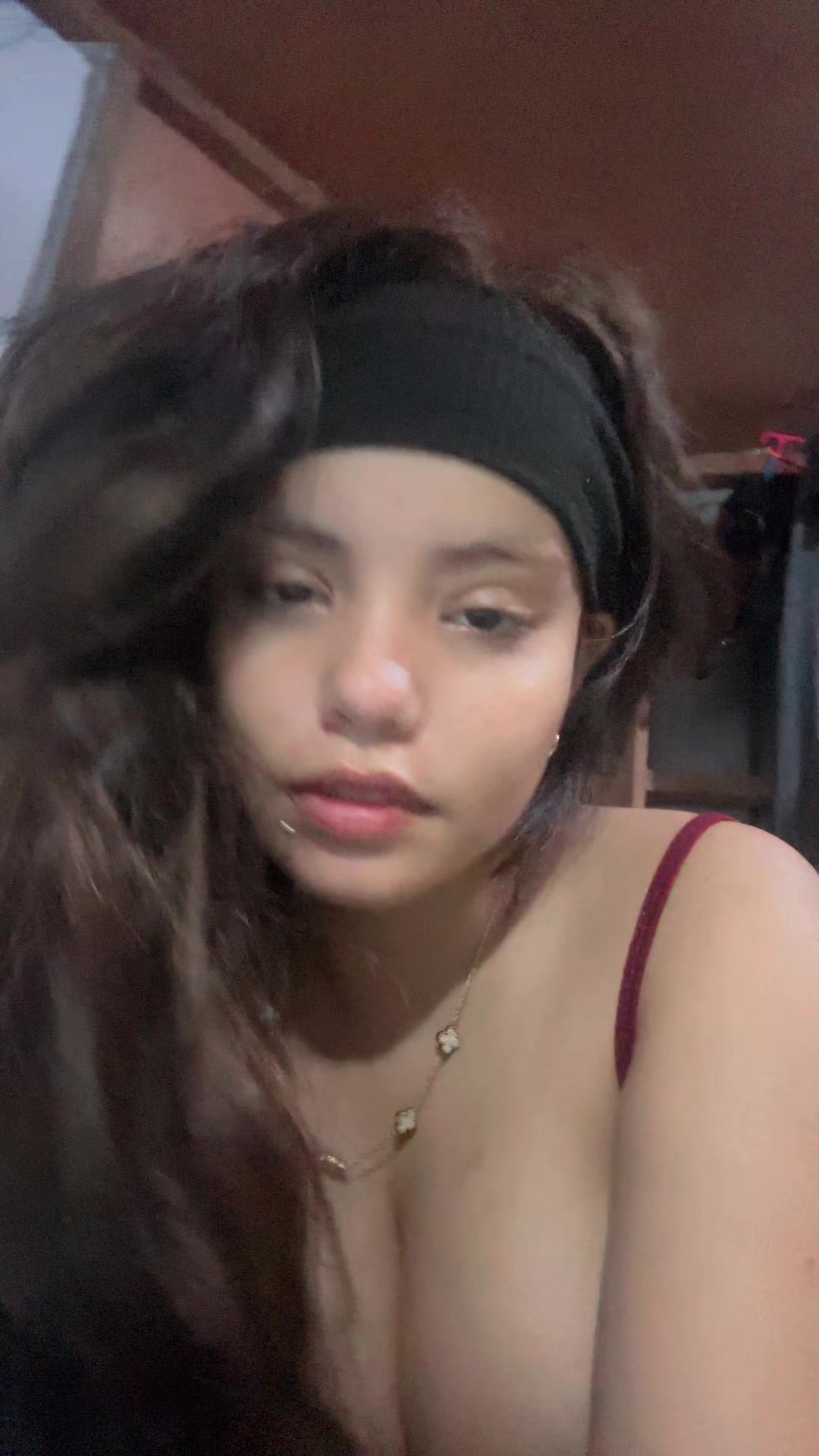 @Tisayyy.