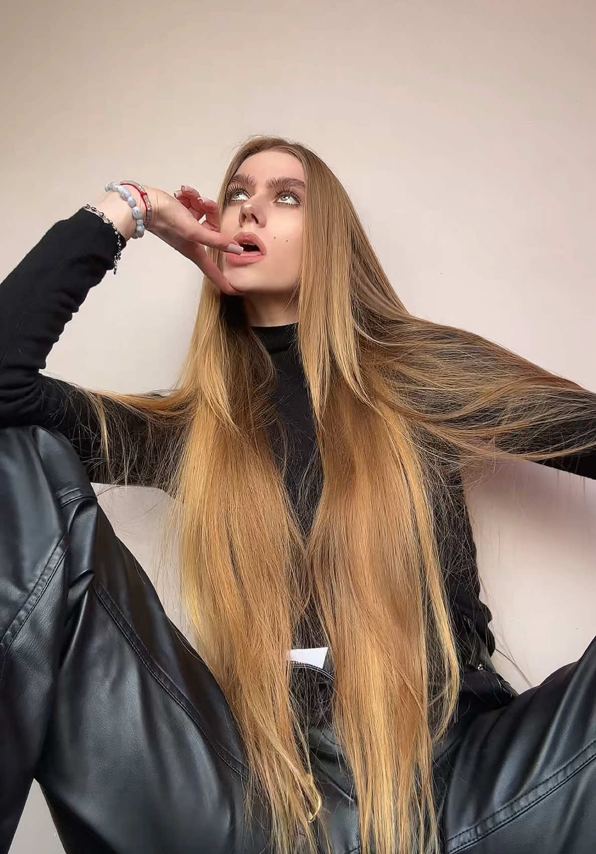 @Vladyslava Stadnik