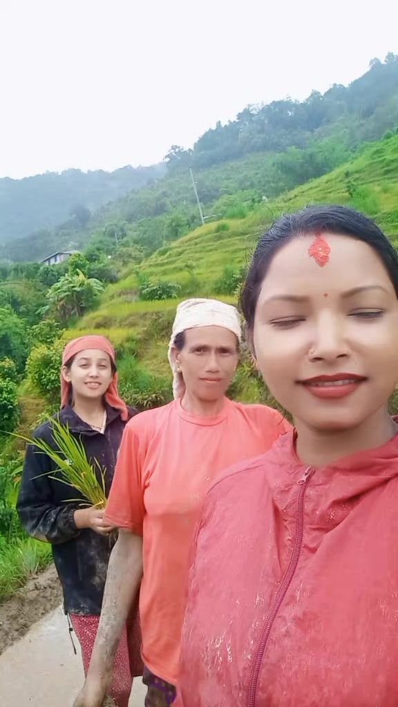 @Durga Gc KhadkaЁЯШШЁЯеА