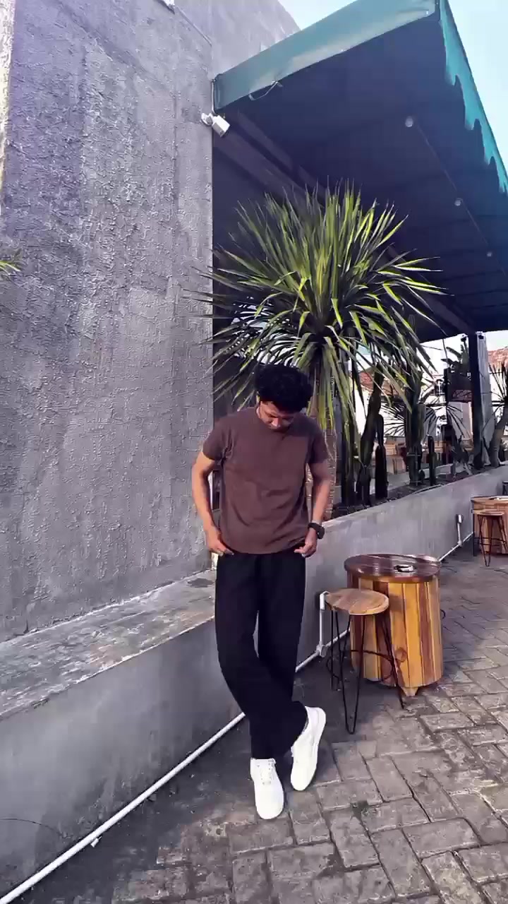 @Muhay