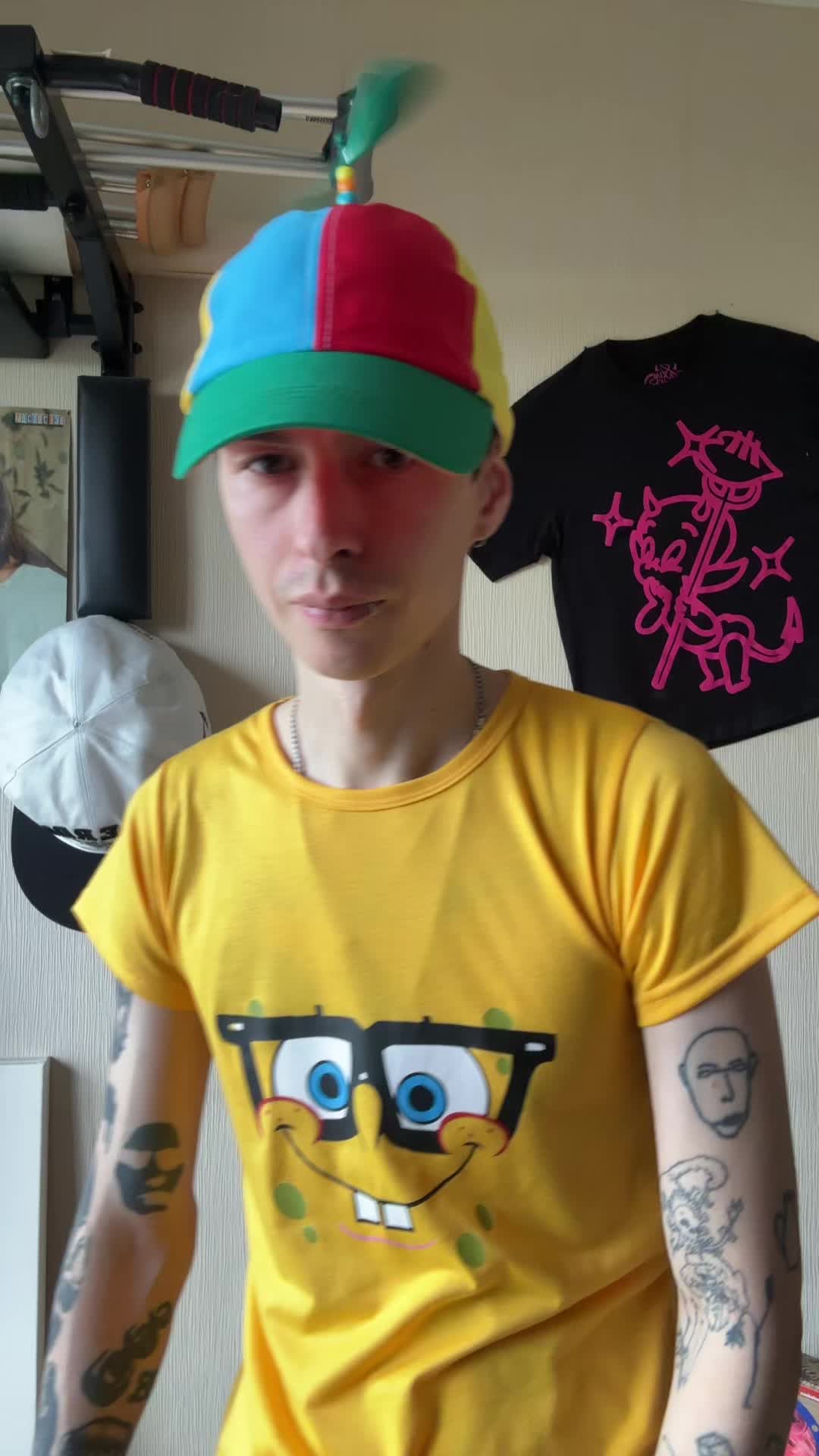 @Максим Зихель Лох