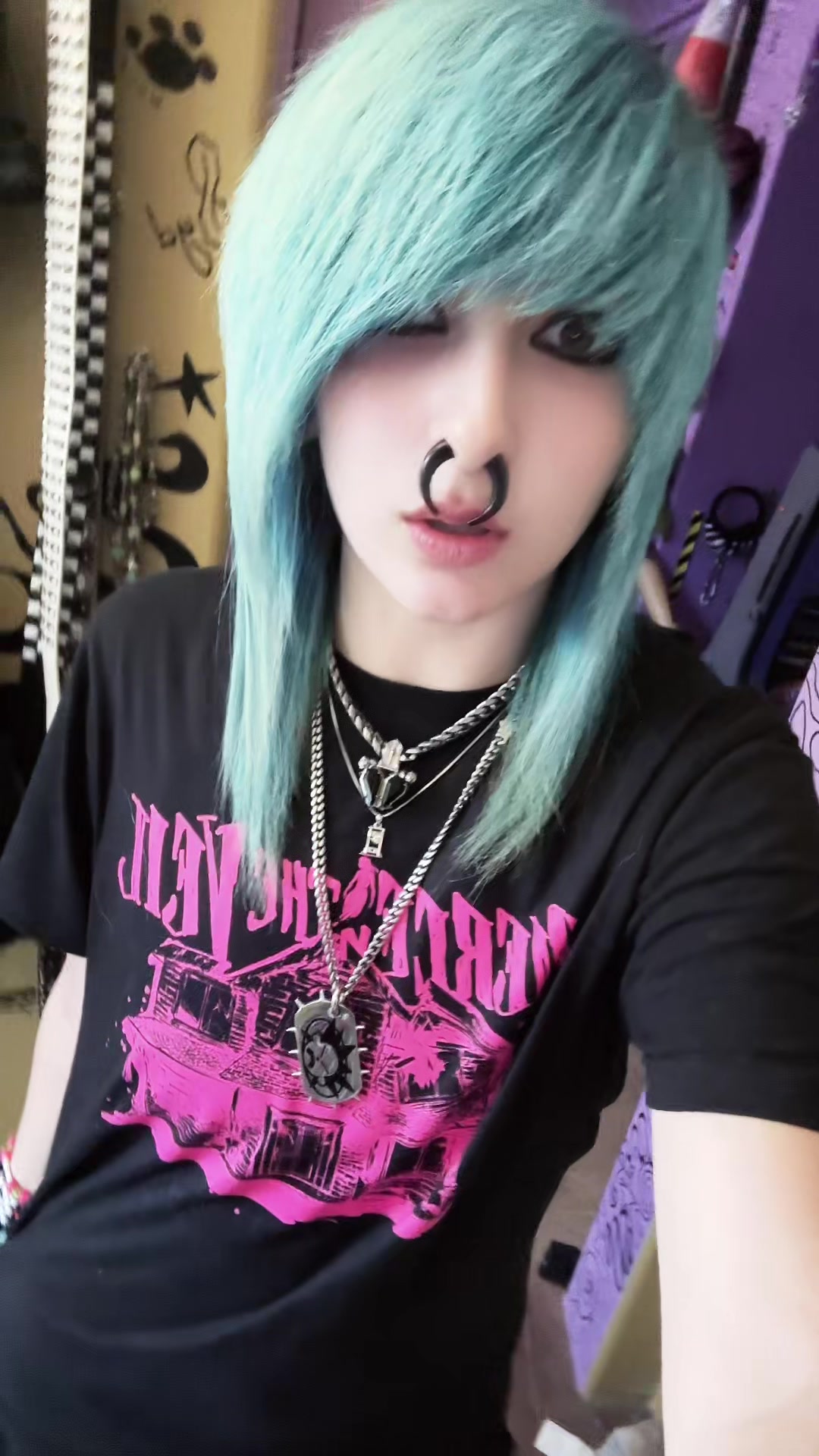 @Xx_CHARLI_CLAWS_xX