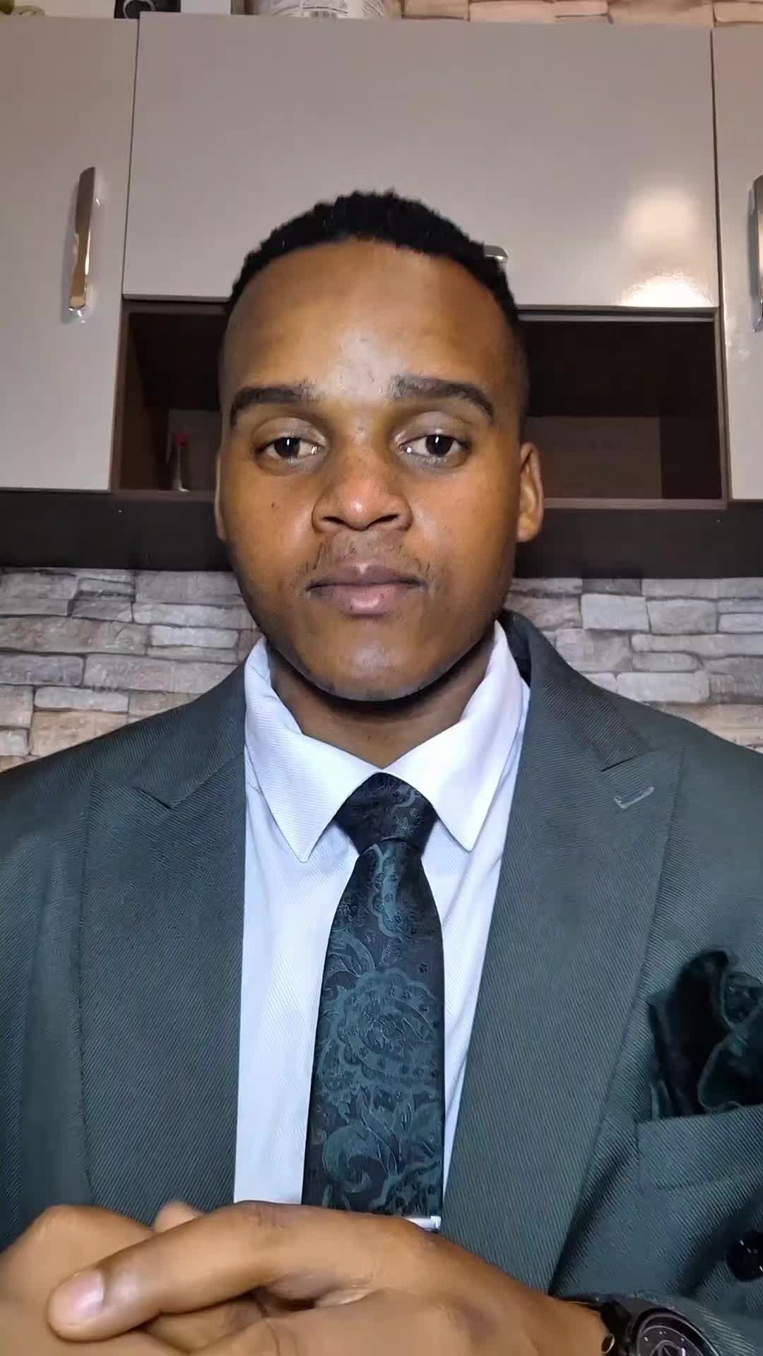@ISAAC KATLEGO SEKWATI TUTOR