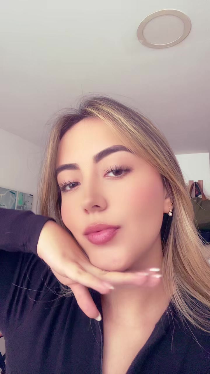 @Laura valencia