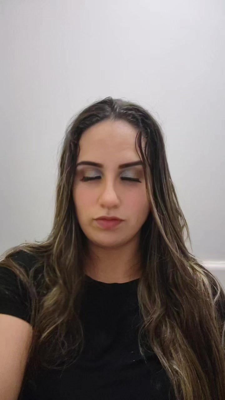 @Vitória Silveira