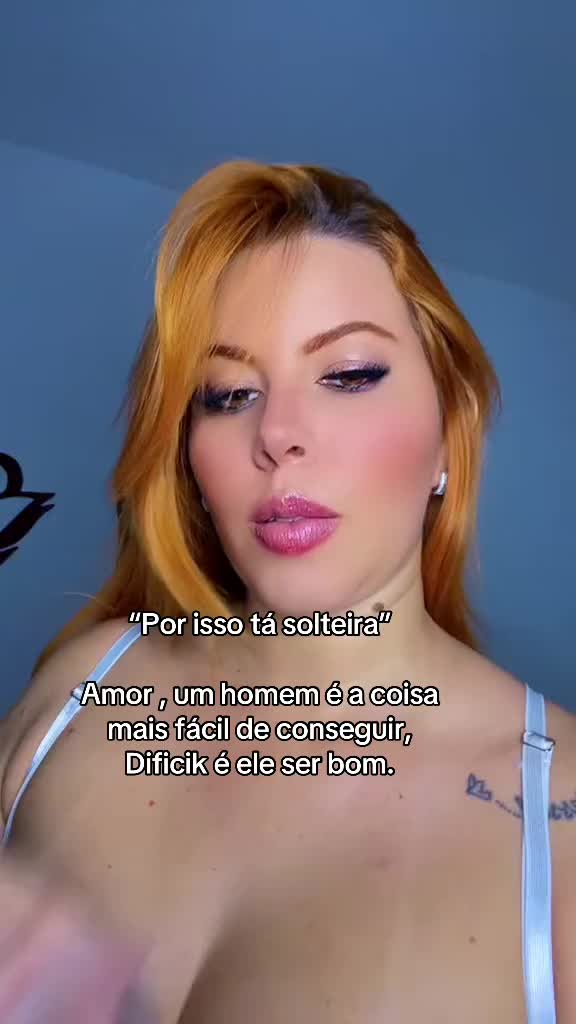 @D&eacute;bora Farias