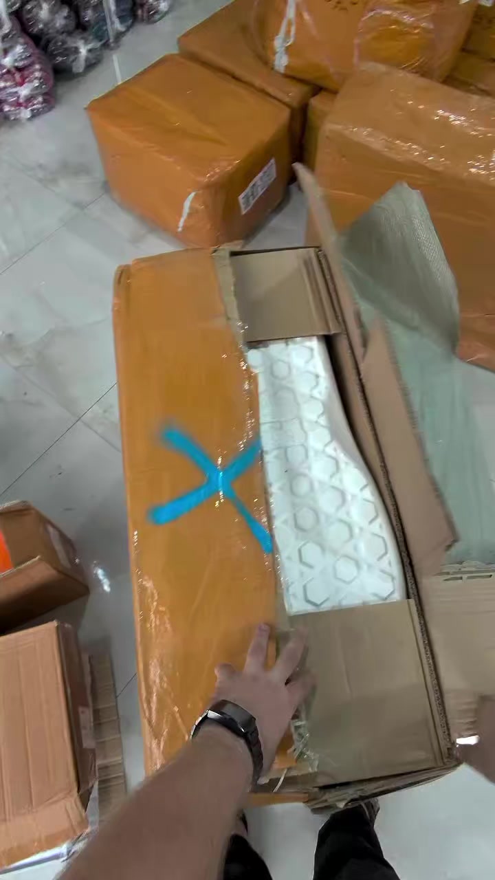 @𝐑𝐄𝐒𝐏𝐄𝐂𝐓 𝐒𝐓𝐎𝐑𝐄 &reg;
