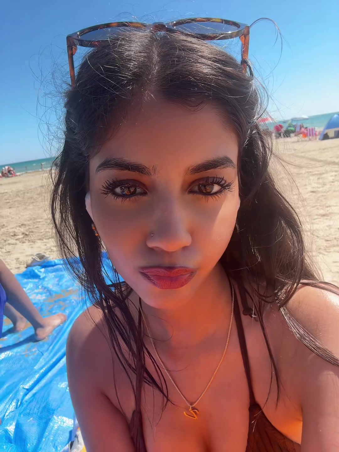 @v