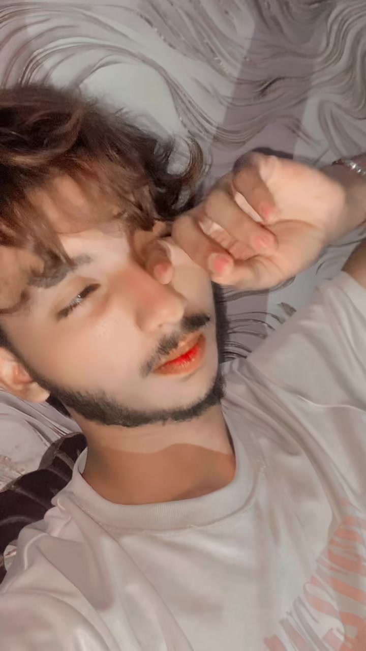 @👅&bull;.&bull;.𝑴𝑎𝑙𝑖𝒌.&bull;.&bull;🧸