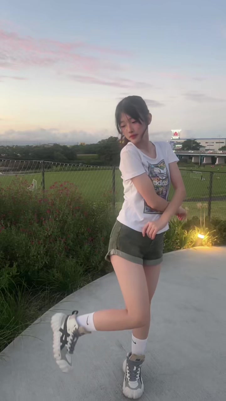 @skrrrreia