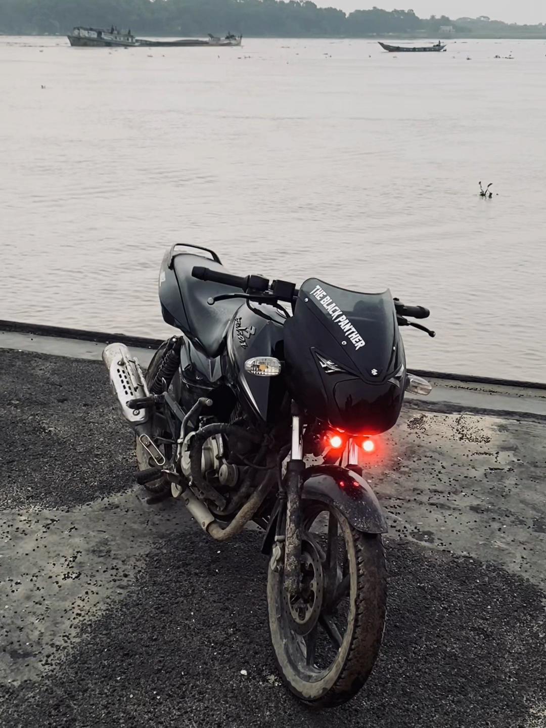 @𝐓𝐡𝐞𝐁𝐥𝐚𝐜𝐤𝐏𝐚𝐧𝐭𝐡𝐞𝐫