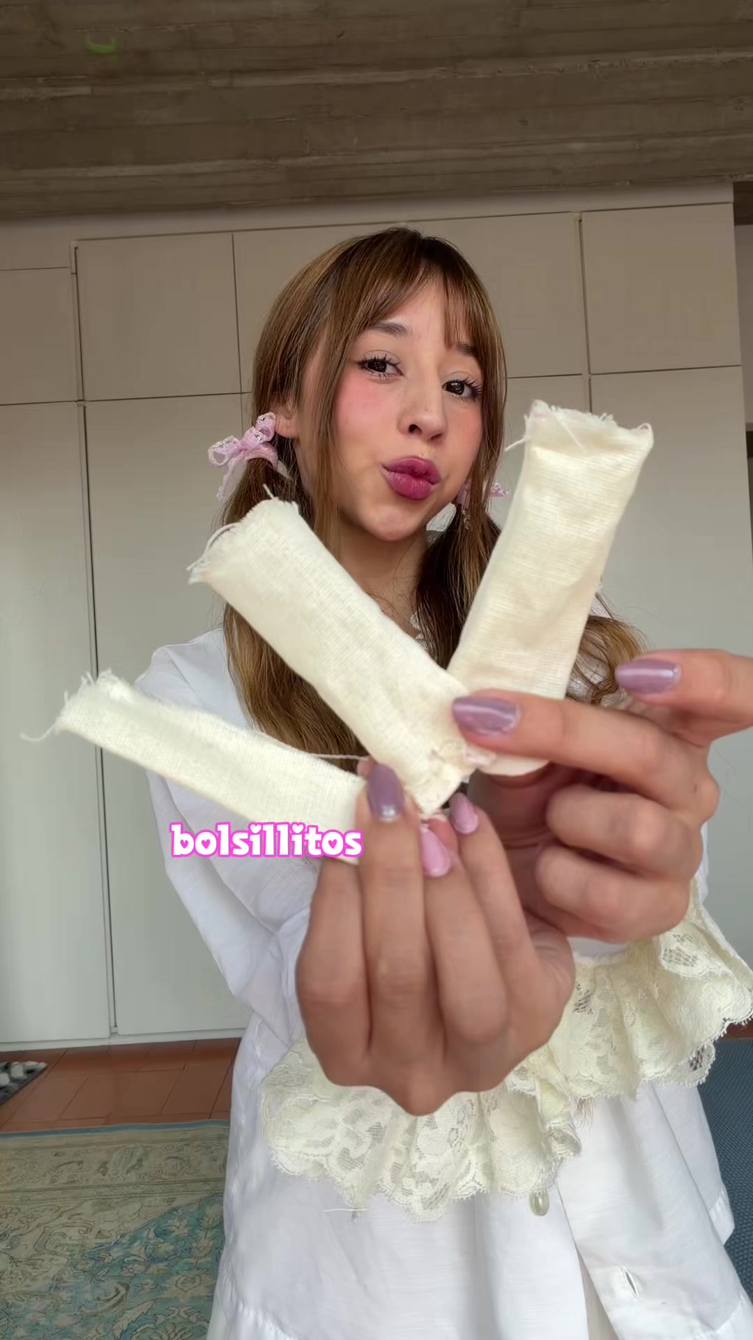 @Emily León