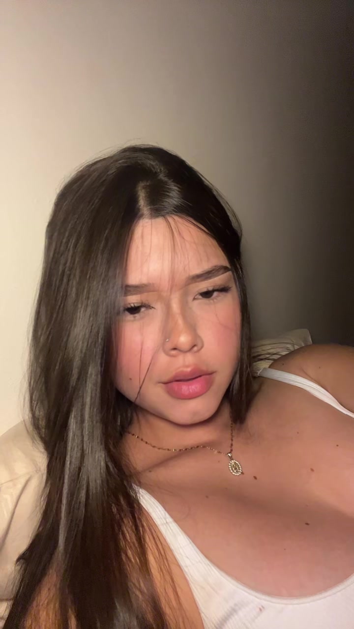 @𝐀𝐋𝐄💋