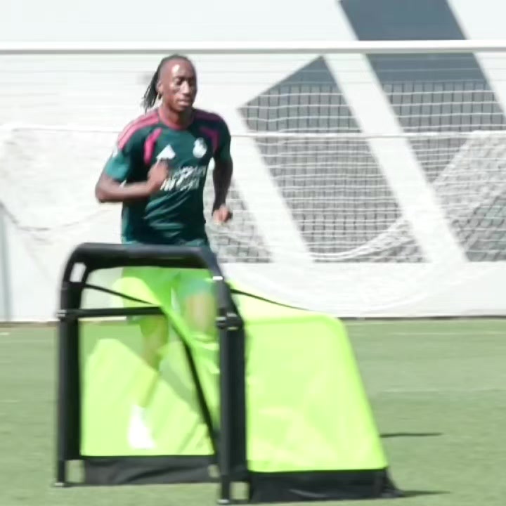 @Real Madrid C.F.