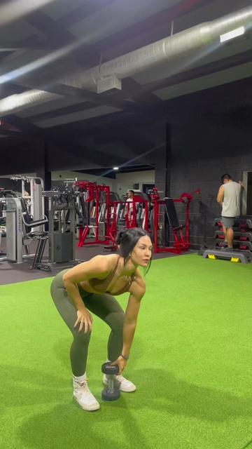 @tinaaupsout