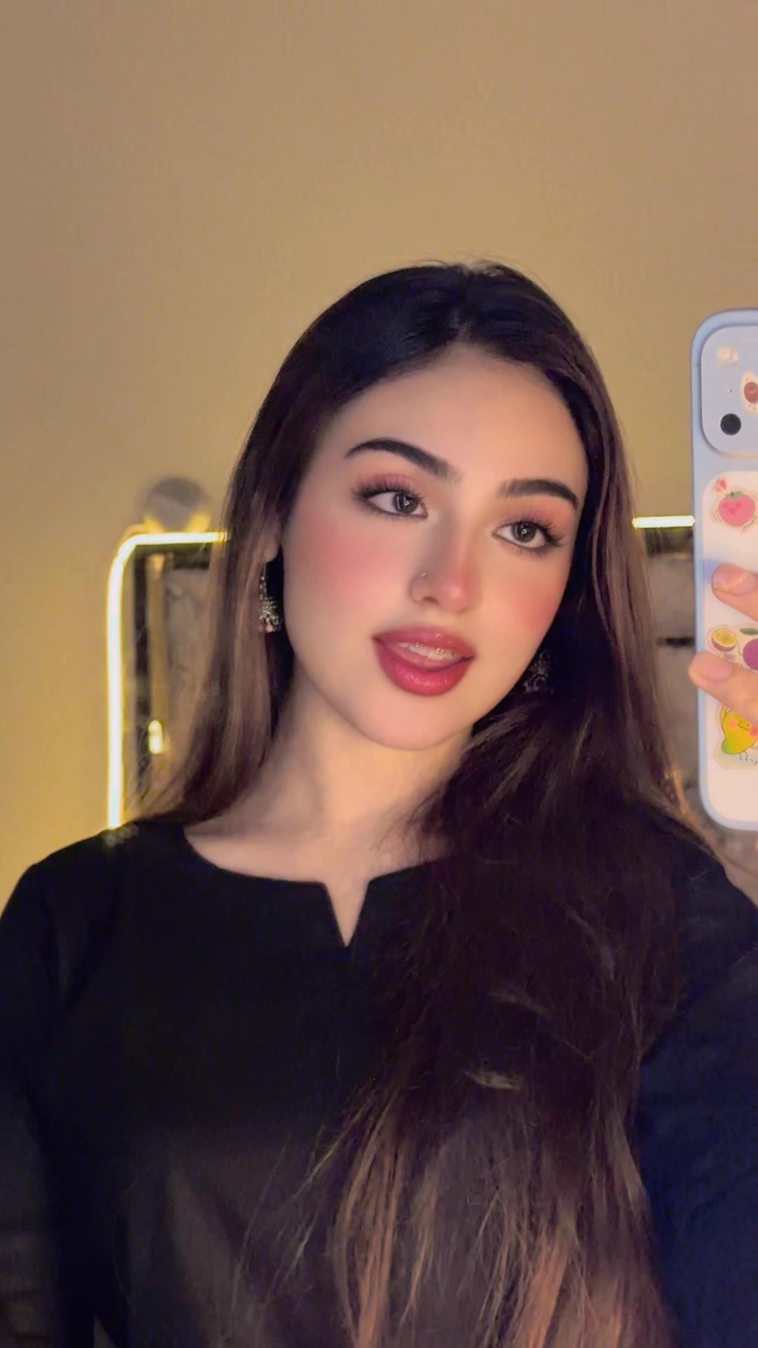 @Sona 🦋