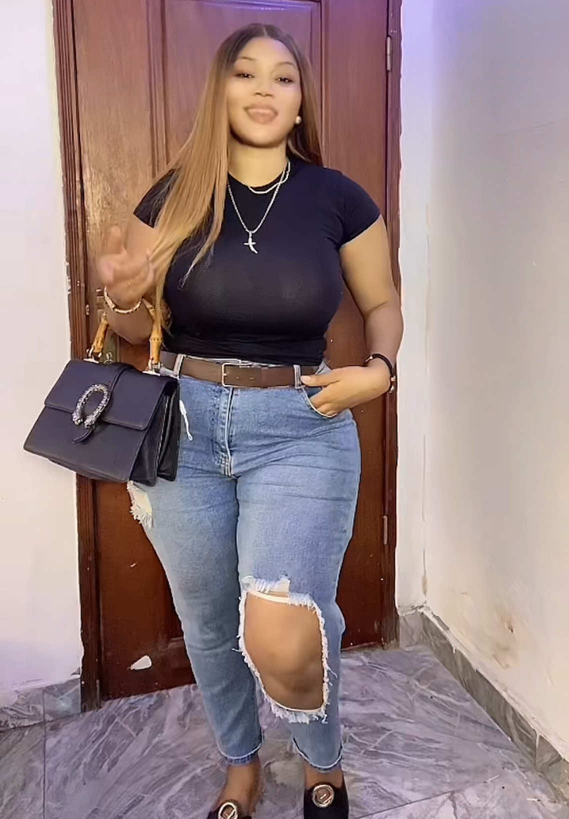 @👸