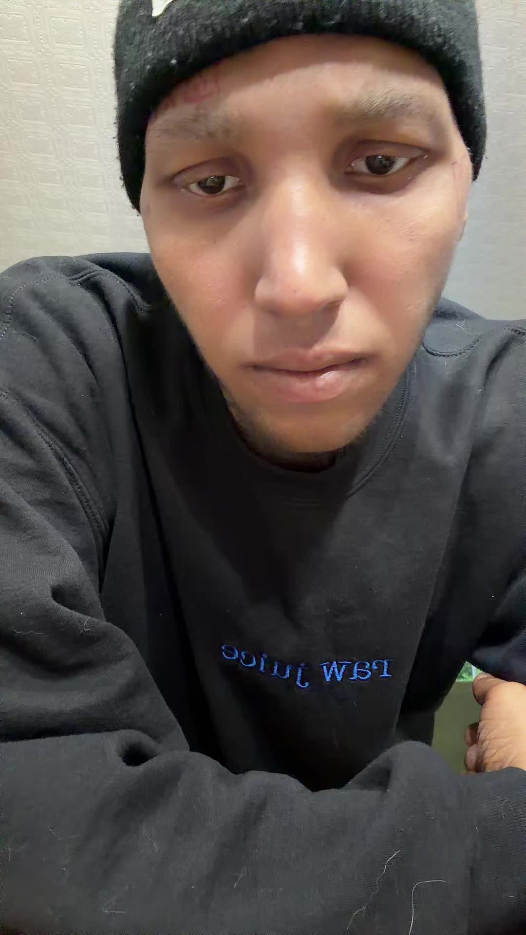 @Marcel🦈