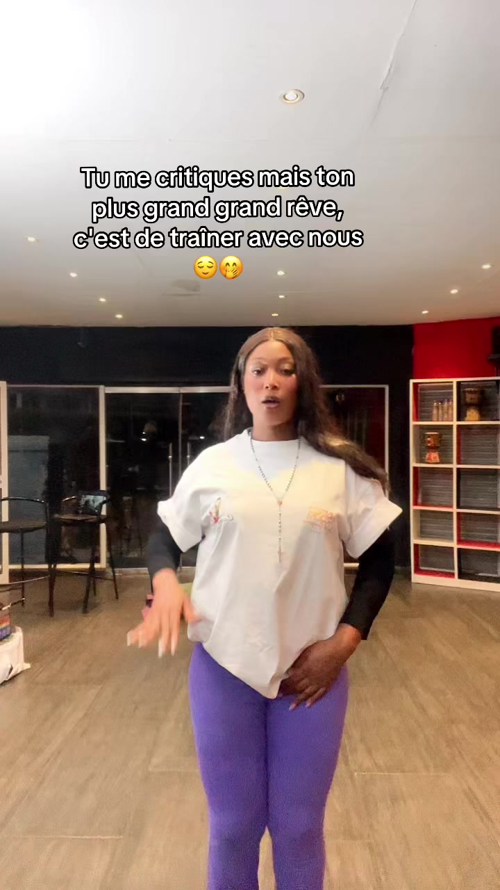@Christelle Miller💜🇫🇷🇹🇬