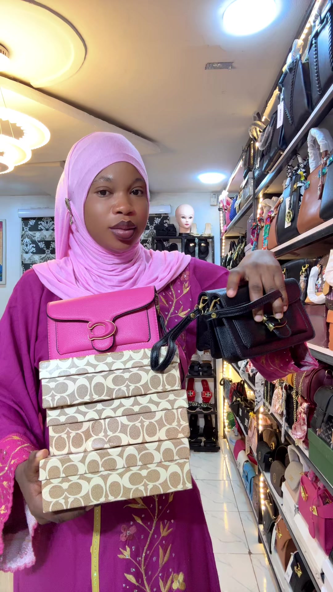 @BAG/TEE’S VENDOR IN OSOGBO🛍️