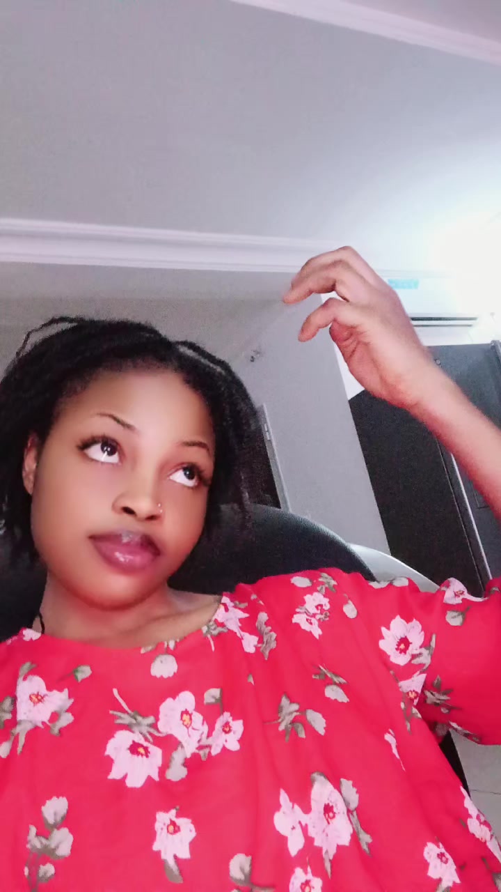 @zenab béreté