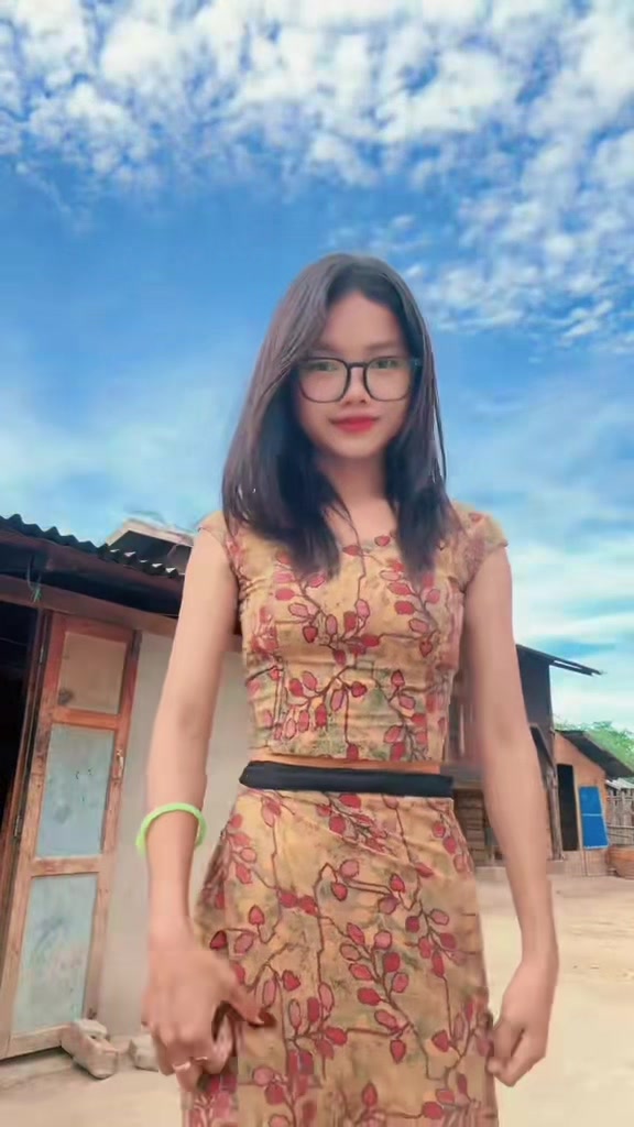 @Hnin Ei Hlaing🤓