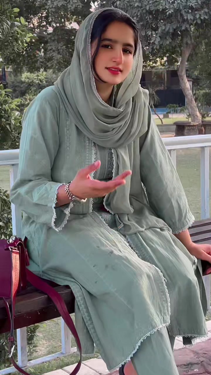 @Muneeba khan