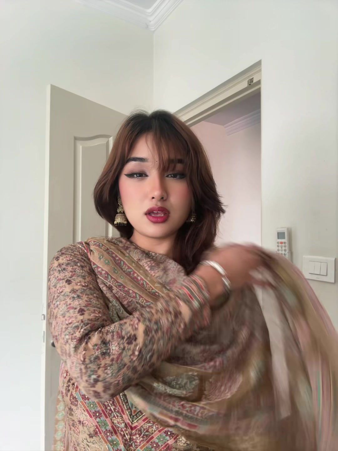 @HIMS KUMARI 👾