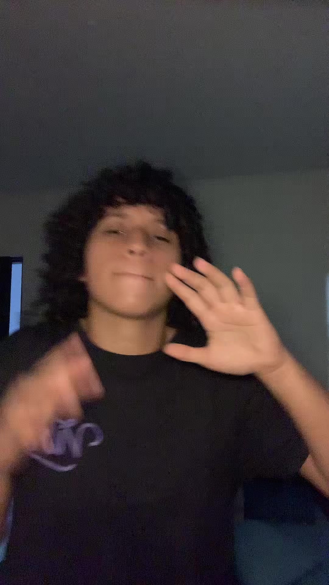 @Leslo