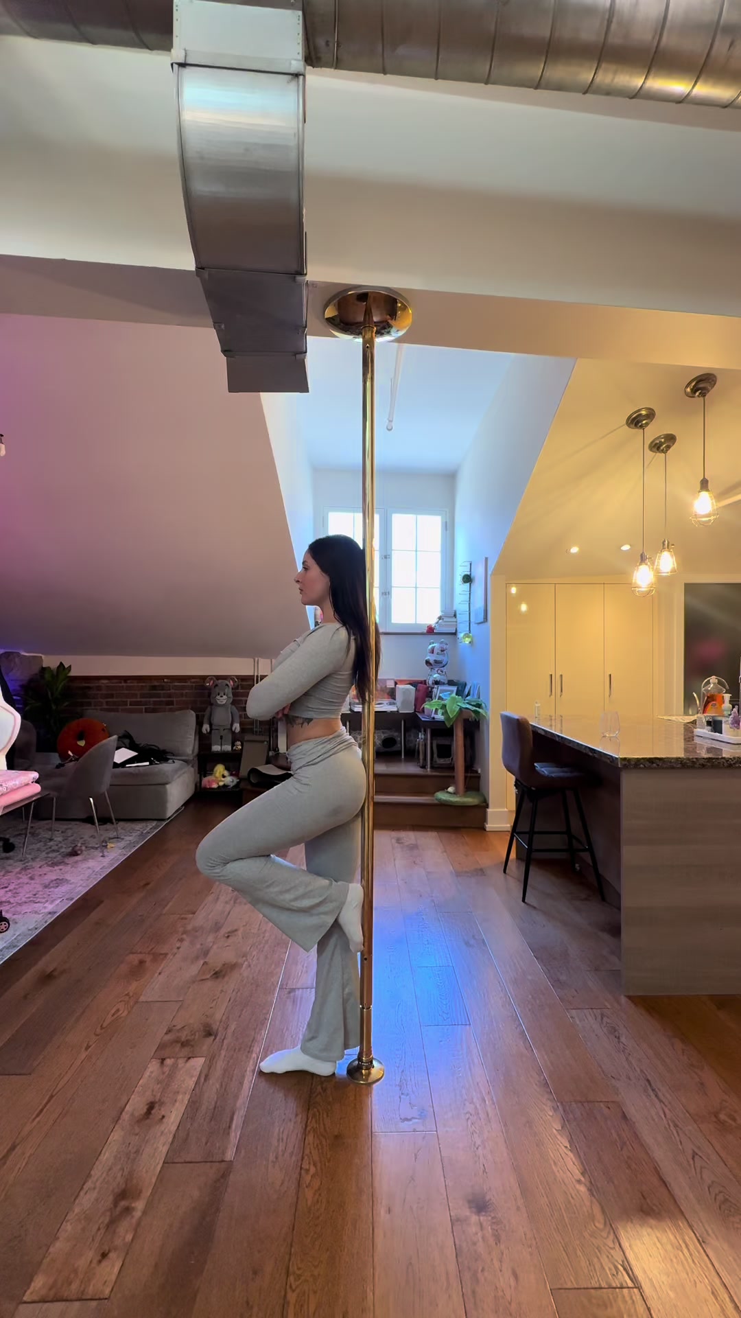 @AdiPollerina
